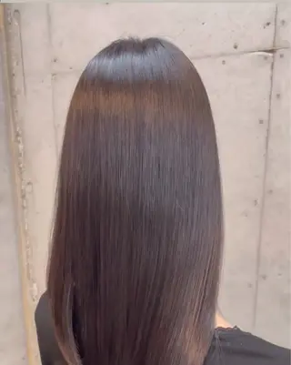 ロング カラー 松井 夏輝のヘアスタイル