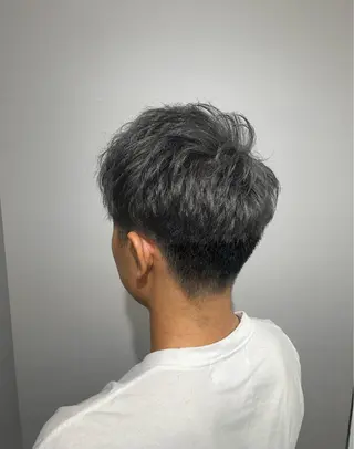 カラー メンズ 小池 風賀のヘアスタイル