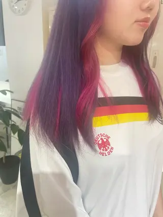 ロング カラー HIKARI🐈‍⬛ レイヤー×デザインのヘアスタイル