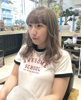 セミロング カラー nakahara madokaのヘアスタイル