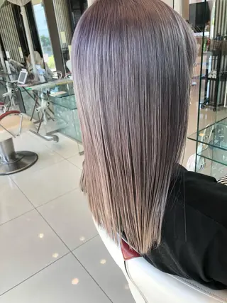 セミロング カラー 横倉 宏樹のヘアスタイル