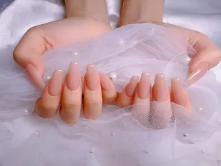 ネイル UMI ネイルサロン新宿🎀のネイルデザイン