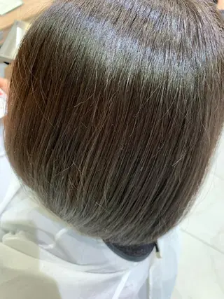 カラー 女性カットモデル 募集中店長　伊熊祐紀のヘアスタイル