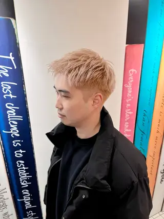 ショート カラー メンズ 橋本 琉磨のヘアスタイル