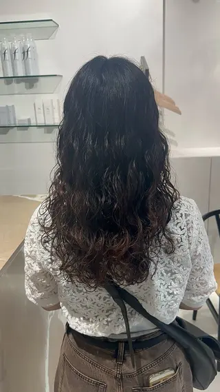 ミディアム CYAN.大須店所属・小寺 柚初のヘアスタイル