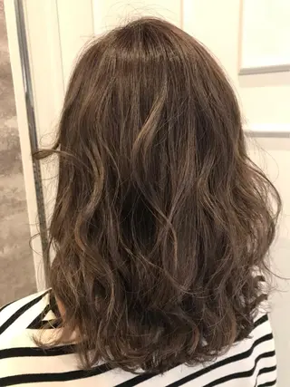 ミディアム カラー 🫟Blanco🫟 Color&Careのヘアスタイル
