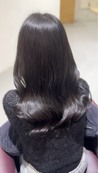 ロング ️🫧透明感カラー& 髪質改善🎀いさきのヘアスタイル