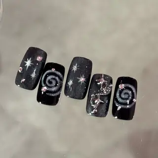 ネイル Pins16所属・Hi-Ko 🍒のネイルデザイン