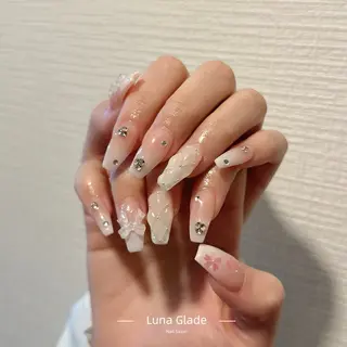 ネイル Luna Glade Nail Salon所属・Luna Gladeのネイルデザイン