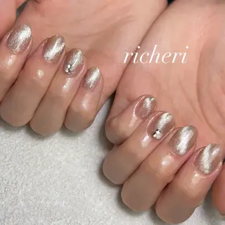 ミディアム ネイル richeri beautyのネイルデザイン