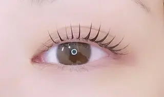 マツエク・マツパ まつ毛と眉毛の専門店eye mor.-アイモア-江南店所属・尾崎 愛華のマツエク・マツパデザイン