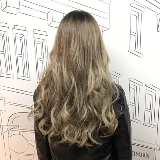 ロング カラー レイヤー,ボブ / 彩未のヘアスタイル