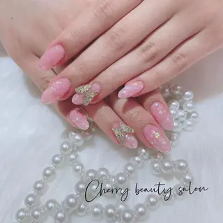 ネイル SAKURA 🍒のネイルデザイン