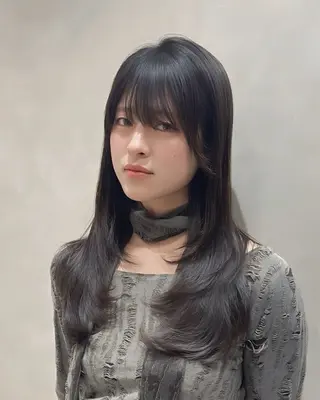 ロング カラー MIRAC所属・Ryoichi⛓️ 韓国ヘア/ハイトーンのヘアスタイル