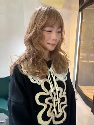 ミディアム mio／ 大阪美容室のヘアスタイル