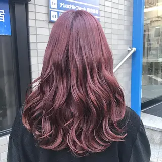 ミディアム カラー ヘアアレンジ Zina渋谷エリア マネージャShionのヘアスタイル