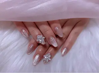 ネイル Lino  Nail所属・Lino Nailのネイルデザイン