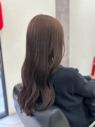 カラー MEMENTO所属・MEMENTO YUZUのヘアスタイル