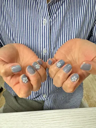 ネイル VENUSBELT 杏のネイルデザイン