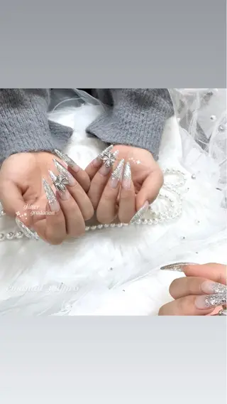 ネイル EmaNail+KIHAKUYA所属・EmaNail瓢箪山 🌼Mihiroのネイルデザイン