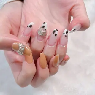 ネイル 根津 綾子のネイルデザイン