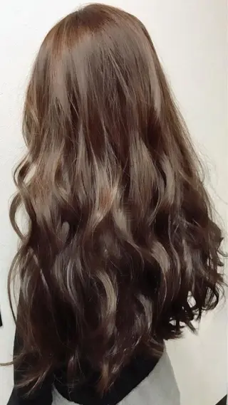 ロング 東風上 亮介のヘアスタイル