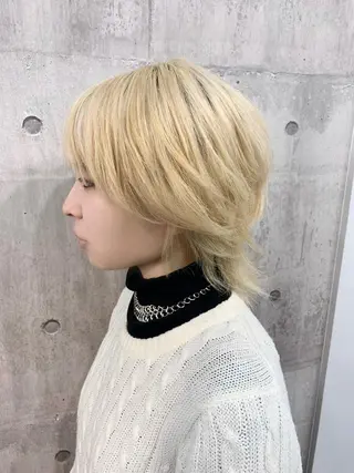 カラー _WHITE 浜松 店長 もえかのヘアスタイル