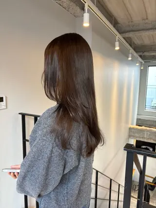 ロング yuri/オリーブ/ 暖色カラー/レイヤーのヘアスタイル