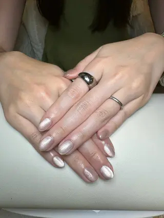 ネイル アールビーネイル所属・mase Megumiのネイルデザイン