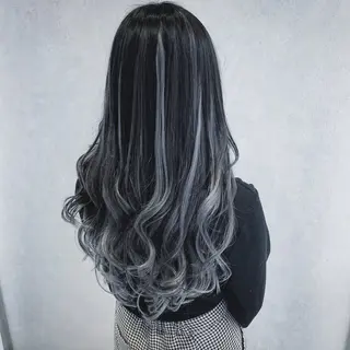 セミロング カラー エクステ×ブリーチ 😈一ノ瀬千暁😈のヘアスタイル