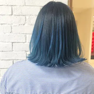 ミディアム カラー ORIKA 美容室のヘアスタイル