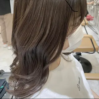 ロング カラー ヤマダ サクラのヘアスタイル