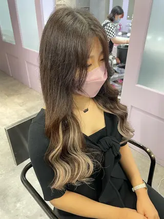 ロング Cielro【 シェイロ 】所属・Cielro/ダブル カラー/西田咲希のヘアスタイル