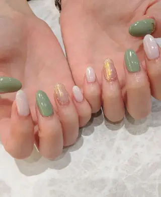 ネイル 會田 瑠衣のネイルデザイン