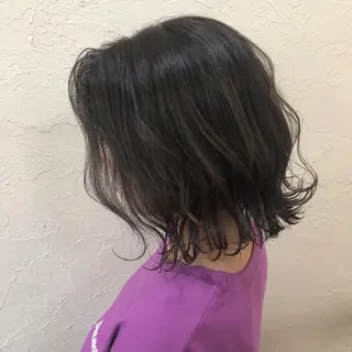 ショート カラー ENIF ヤマグチアツコのヘアスタイル