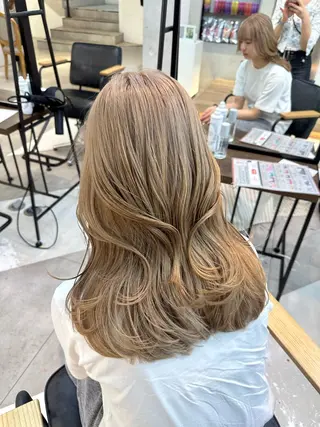 ミディアム 🎀韓国レイヤー特化 🎀ベージュ/ミクのヘアスタイル