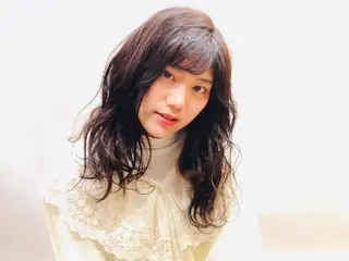 セミロング カラー ヘアアレンジ PANOLA所属・リサ 立川/スキンケアのその他イメージ