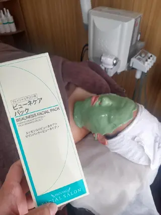 メナードフェイシャルサロン深井清水店所属・吉田 茜のエステ・リラクイメージ