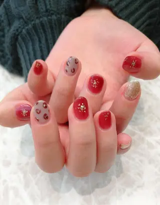 ネイル 會田 瑠衣のネイルデザイン