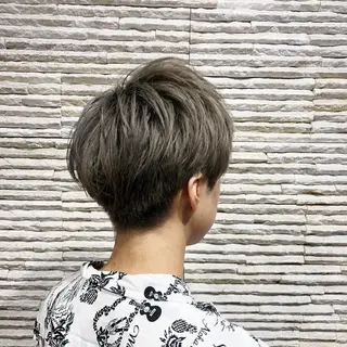 ショート メンズ ✨ハイトーン カラー福岡拓也✨のヘアスタイル
