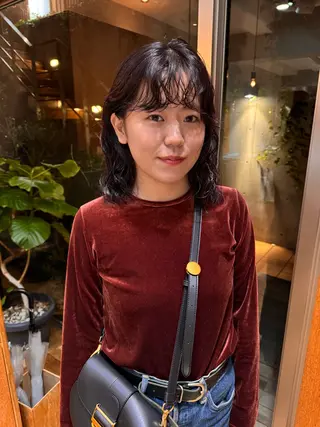 ミディアム パーマ 大橋 芽衣のヘアスタイル