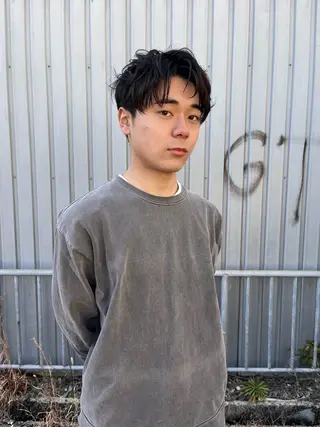 メンズ 安食 友哉のヘアスタイル