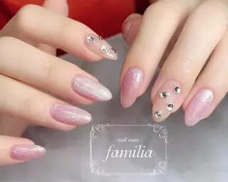 ネイル -nailroom- familiaのネイルデザイン