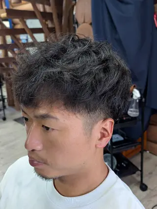 ショート メンズ 本田 圭輔のヘアスタイル