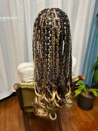 ロング ヘアアレンジ Lehua   (レフア)所属・MEI/ブレイズ/ コーンロウ/茅ヶ崎のヘアスタイル