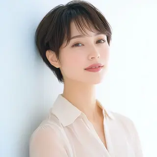ショート 近野 彩香のヘアスタイル