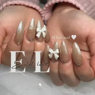 ネイル 倉石 百恵のネイルデザイン