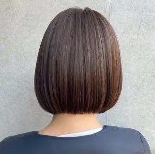 ショート 山崎 彩音のヘアスタイル