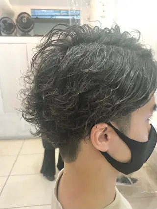ショート パーマ メンズ 髪質改善× ハイライト溝江のヘアスタイル