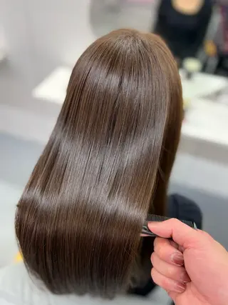 ロング カラー IROHA所属・髪質改善縮毛矯正なら ✨伊藤佳祐✨のヘアスタイル